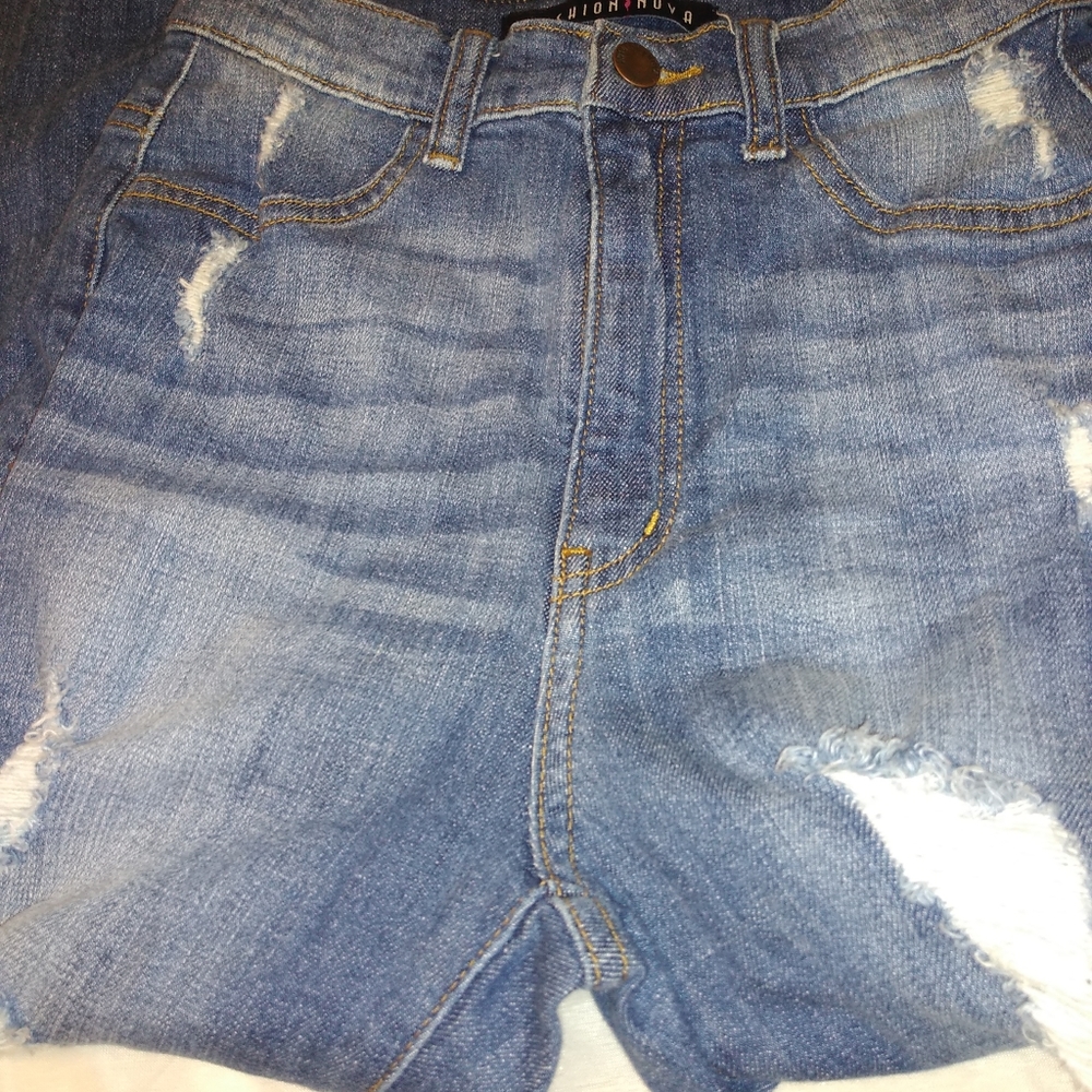 Fashion Nova distressed Jeans